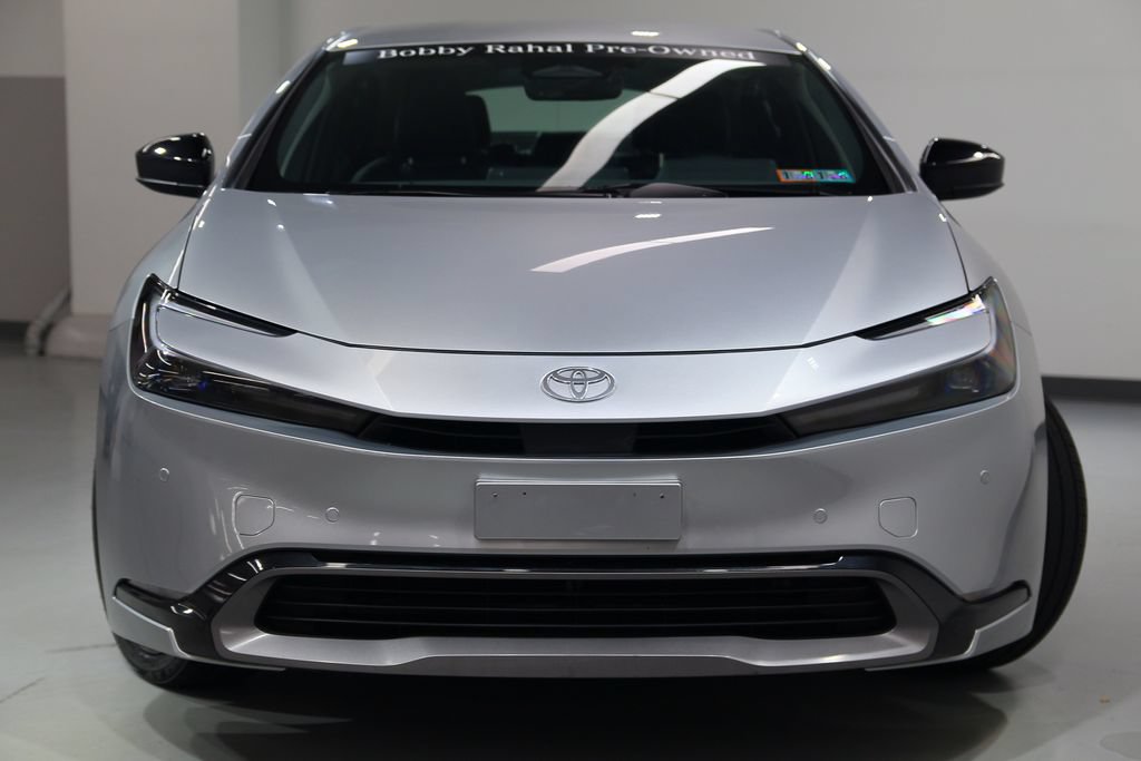 Used 2024 Toyota Prius XLE AWD/4WD image 8