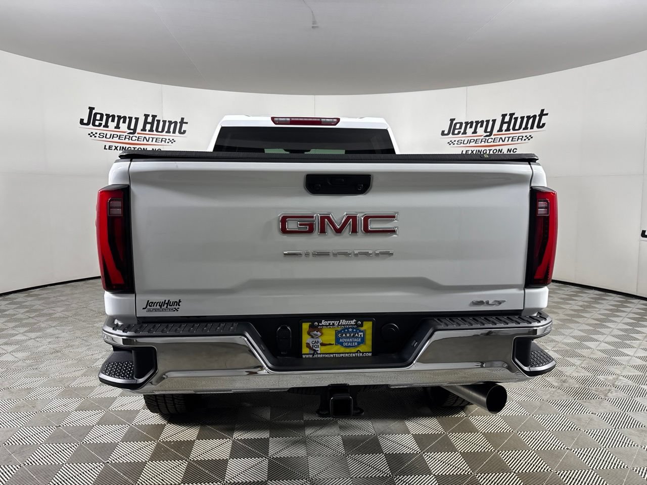 Used 2026 GMC Sierra 2500 SLT w/ SLT Convenience Package AWD/4WD image 5