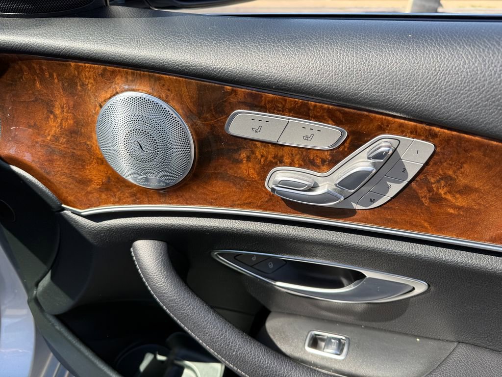 Used 2019 Mercedes-Benz E 450 4MATIC Wagon w/ Premium Package image 25