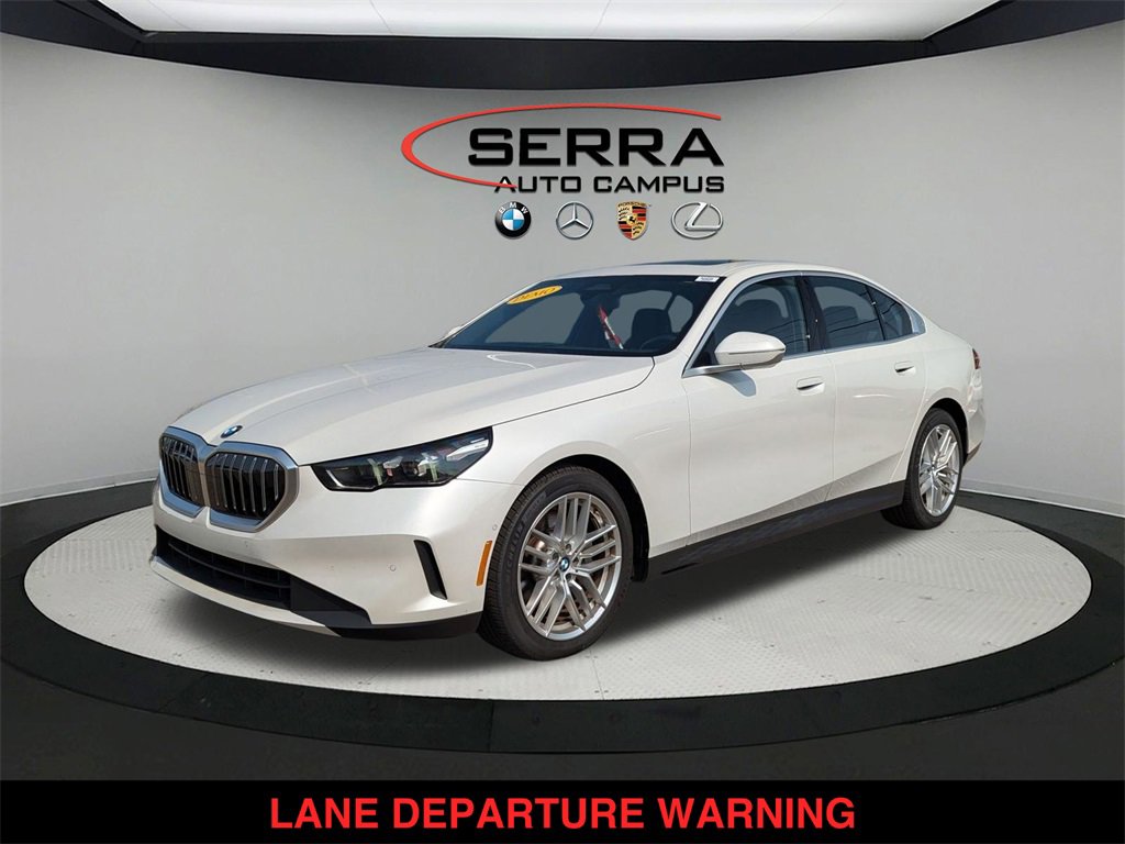Used 2024 BMW 530i xDrive w/ Convenience Package image 7