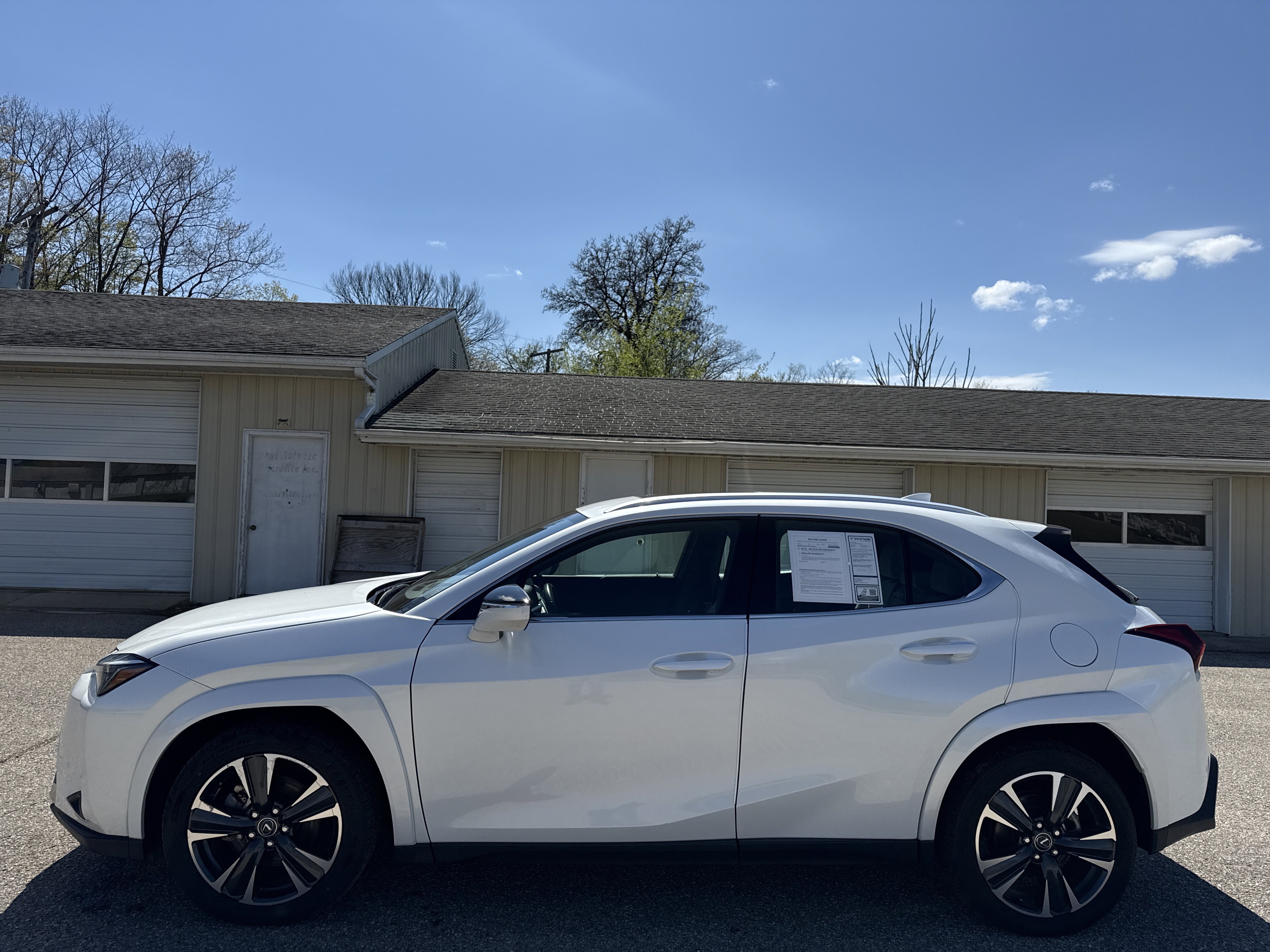 Used 2025 Lexus UX 300h AWD w/ Cold Area Package image 41