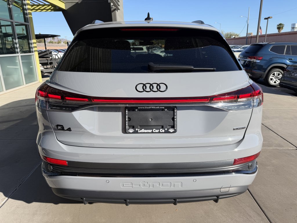 Used 2024 Audi Q4 e-tron Premium Plus w/ Premium Plus image 13