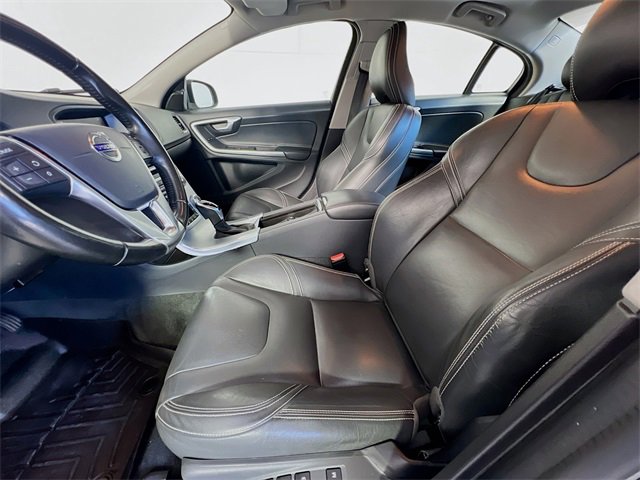 Used 2018 Volvo S60 T5 Dynamic w/ Vision Package image 20