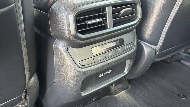 Used 2023 Honda Pilot EX-L image 25