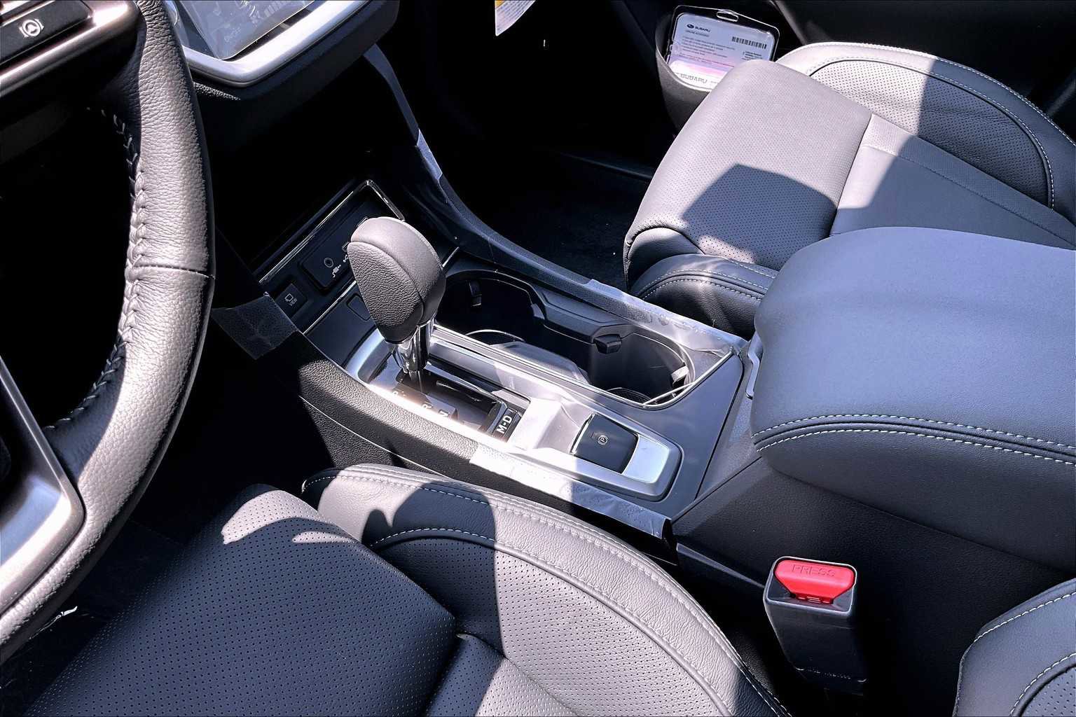 New 2025 Subaru Ascent Limited image 7