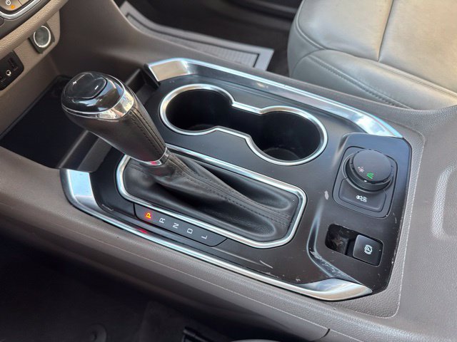 Used 2018 Chevrolet Traverse LT FWD image 23