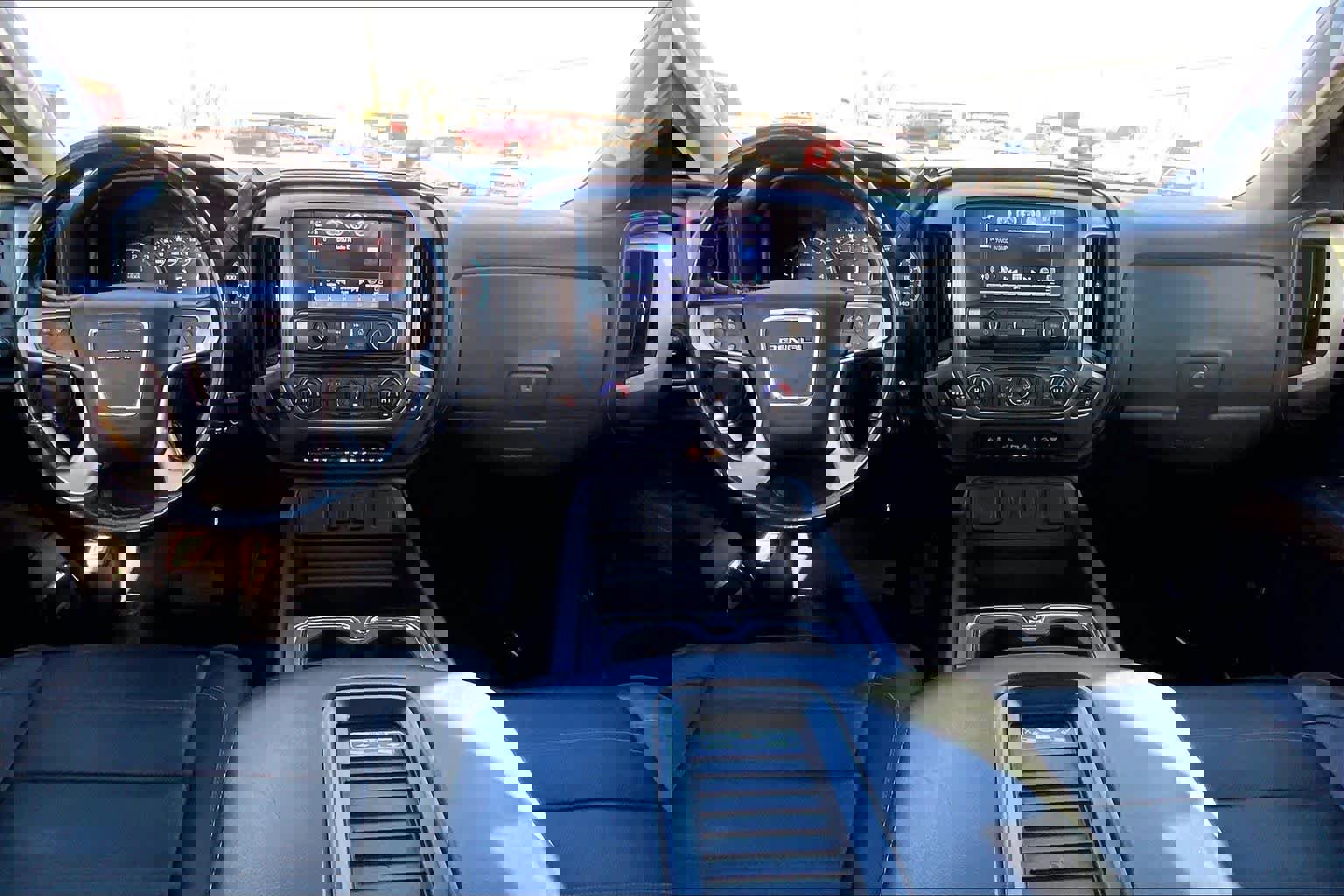 Used 2018 GMC Sierra 2500 Denali w/ Duramax Plus Package image 15