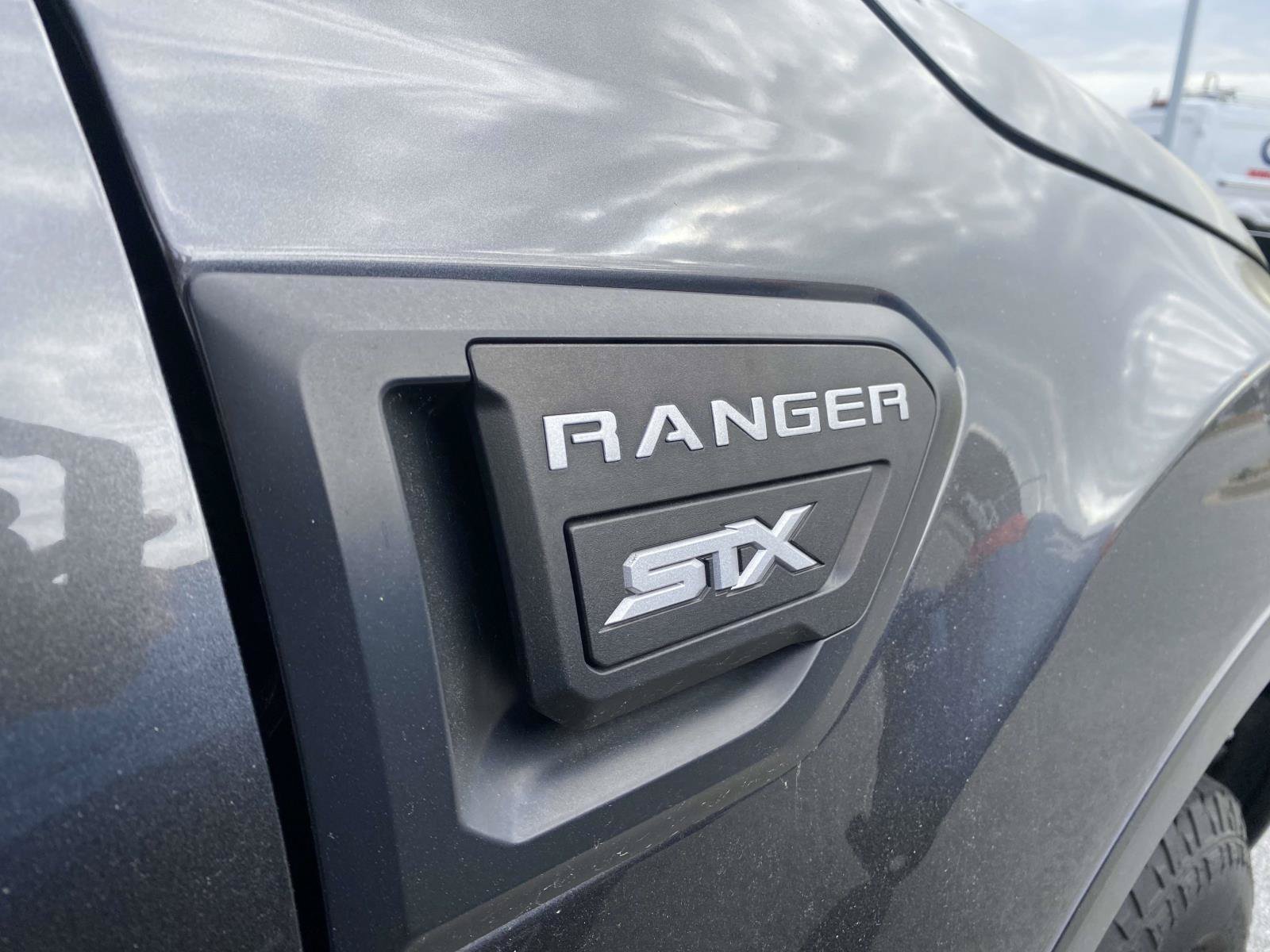Used 2019 Ford Ranger XL w/ Equipment Group 101A Mid RWD image 11