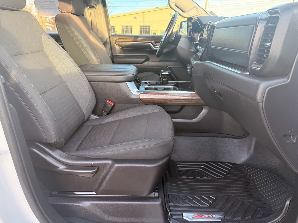 Used 2024 Chevrolet Silverado 1500 LT Trail Boss image 22