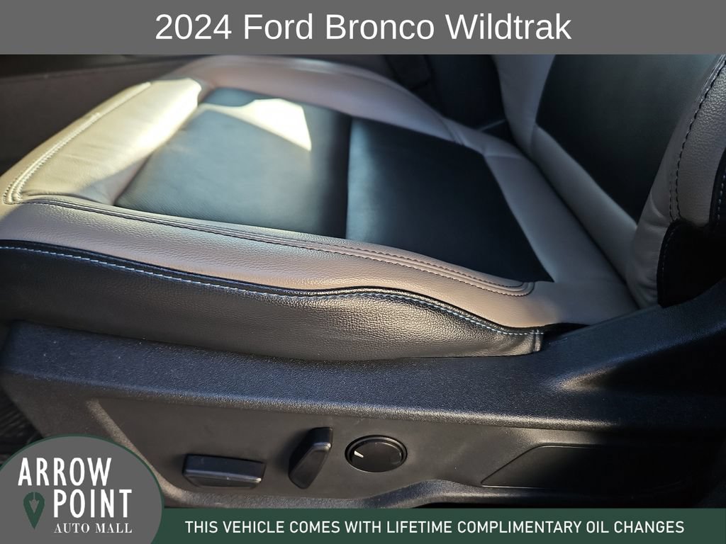 Used 2024 Ford Bronco Wildtrak AWD/4WD image 23