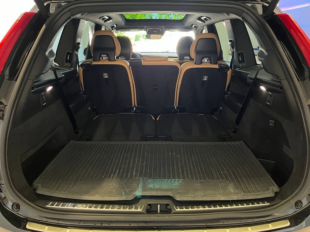 Used 2019 Volvo XC90 T6 Momentum w/ Protection Package AWD/4WD image 32