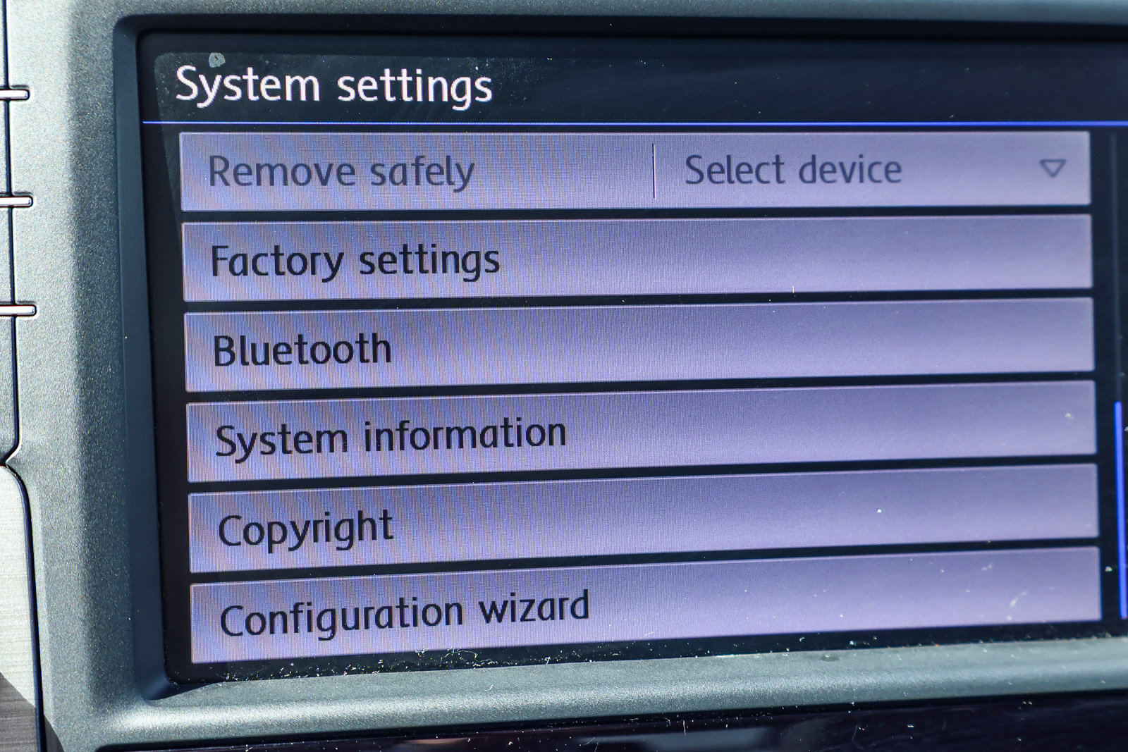 Used 2017 Volkswagen Golf S image 5