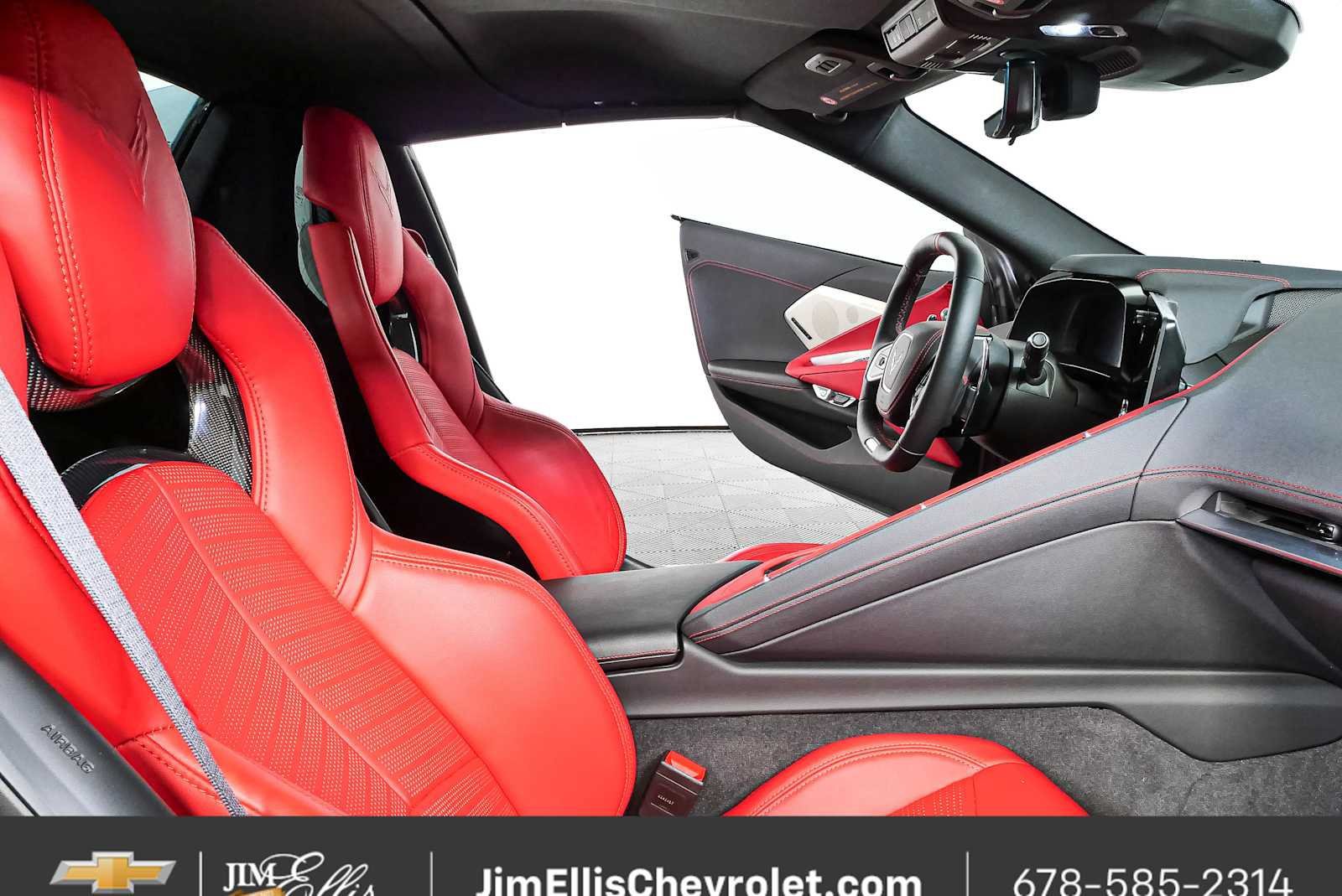 Used 2025 Chevrolet Corvette Z06 RWD image 19