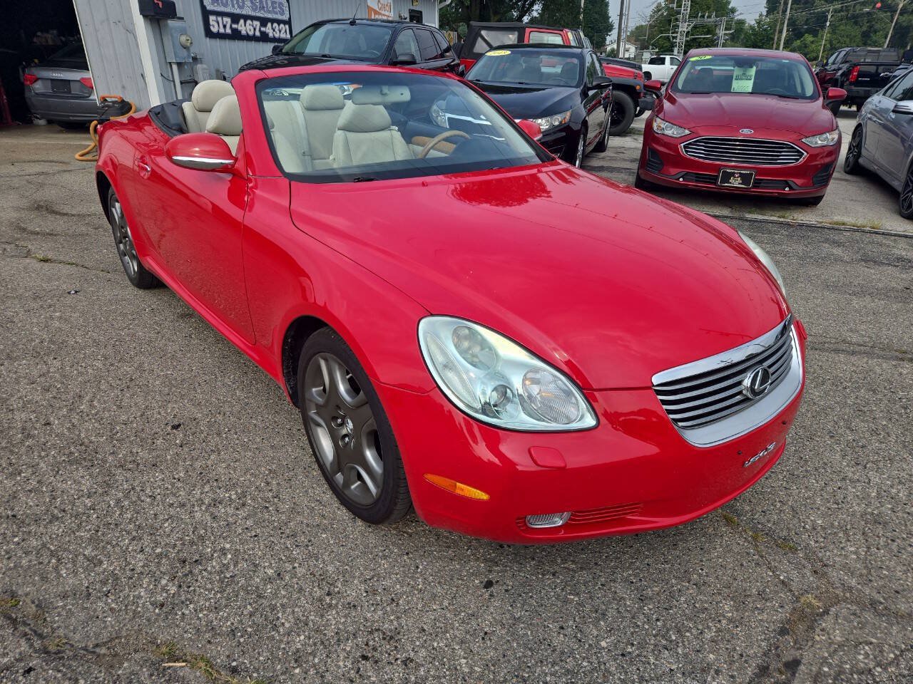Used 2002 Lexus SC 430 Convertible RWD image 2