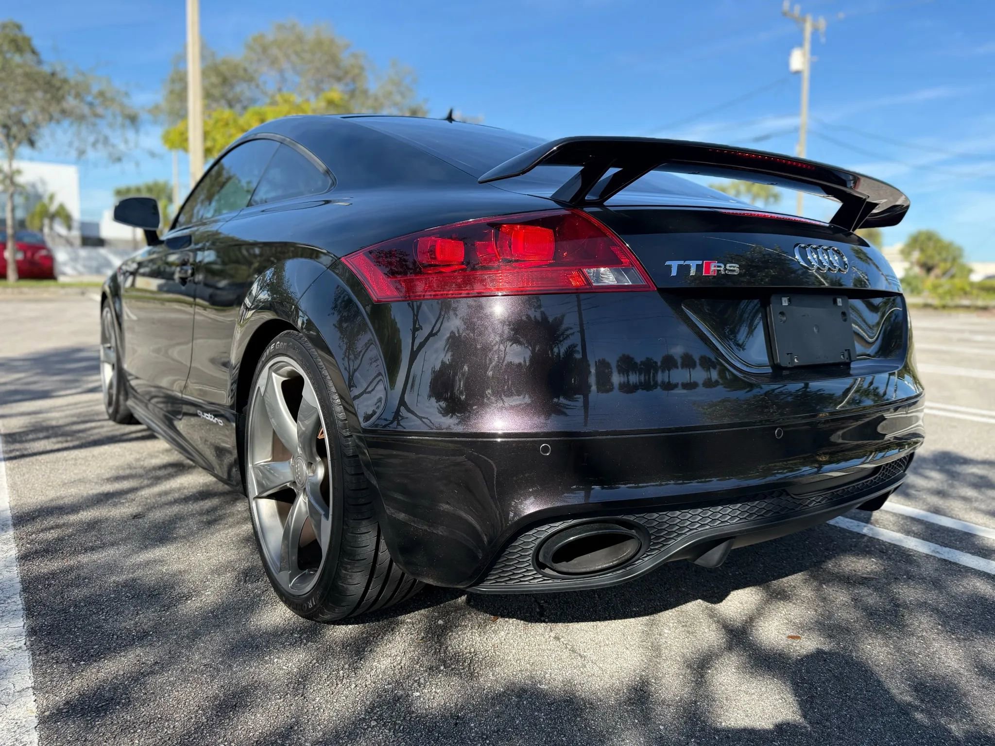 Used 2012 Audi TT RS w/ Tech Pkg image 6
