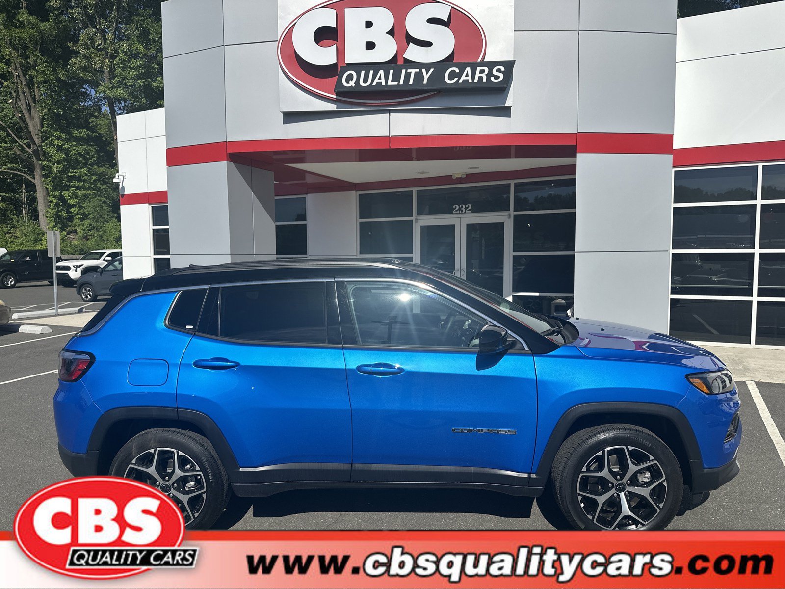 Used 2025 Jeep Compass Limited AWD/4WD image 1