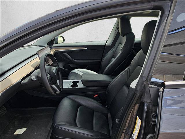 Used 2023 Tesla Model 3 Standard Range RWD image 9