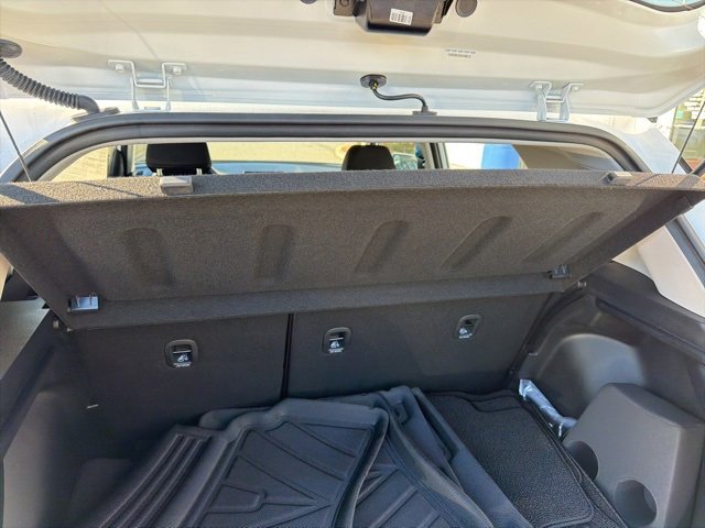 Certified 2025 Hyundai Venue SE image 35