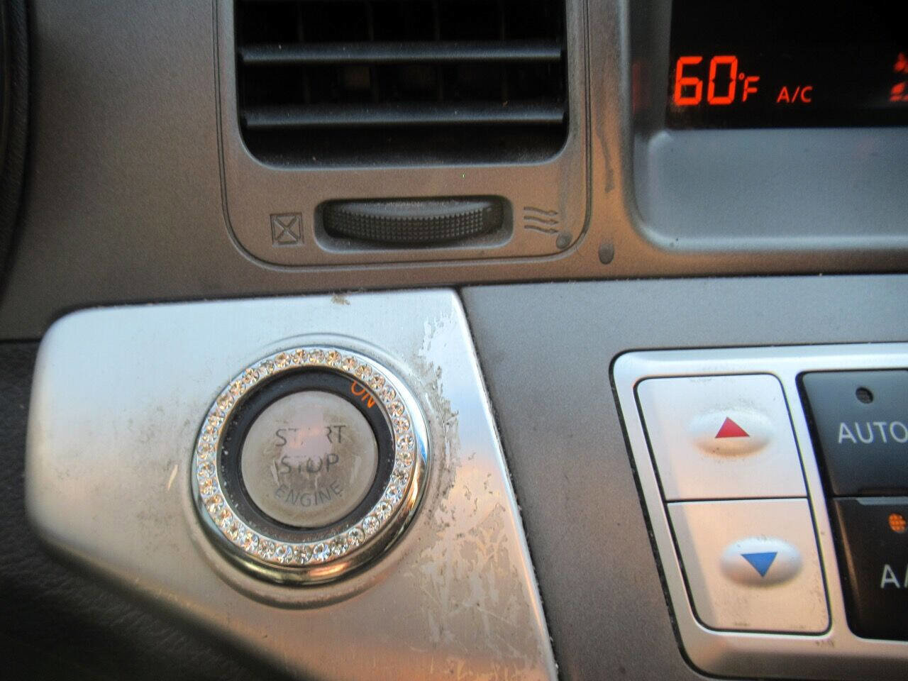 Used 2014 Nissan Murano S image 18