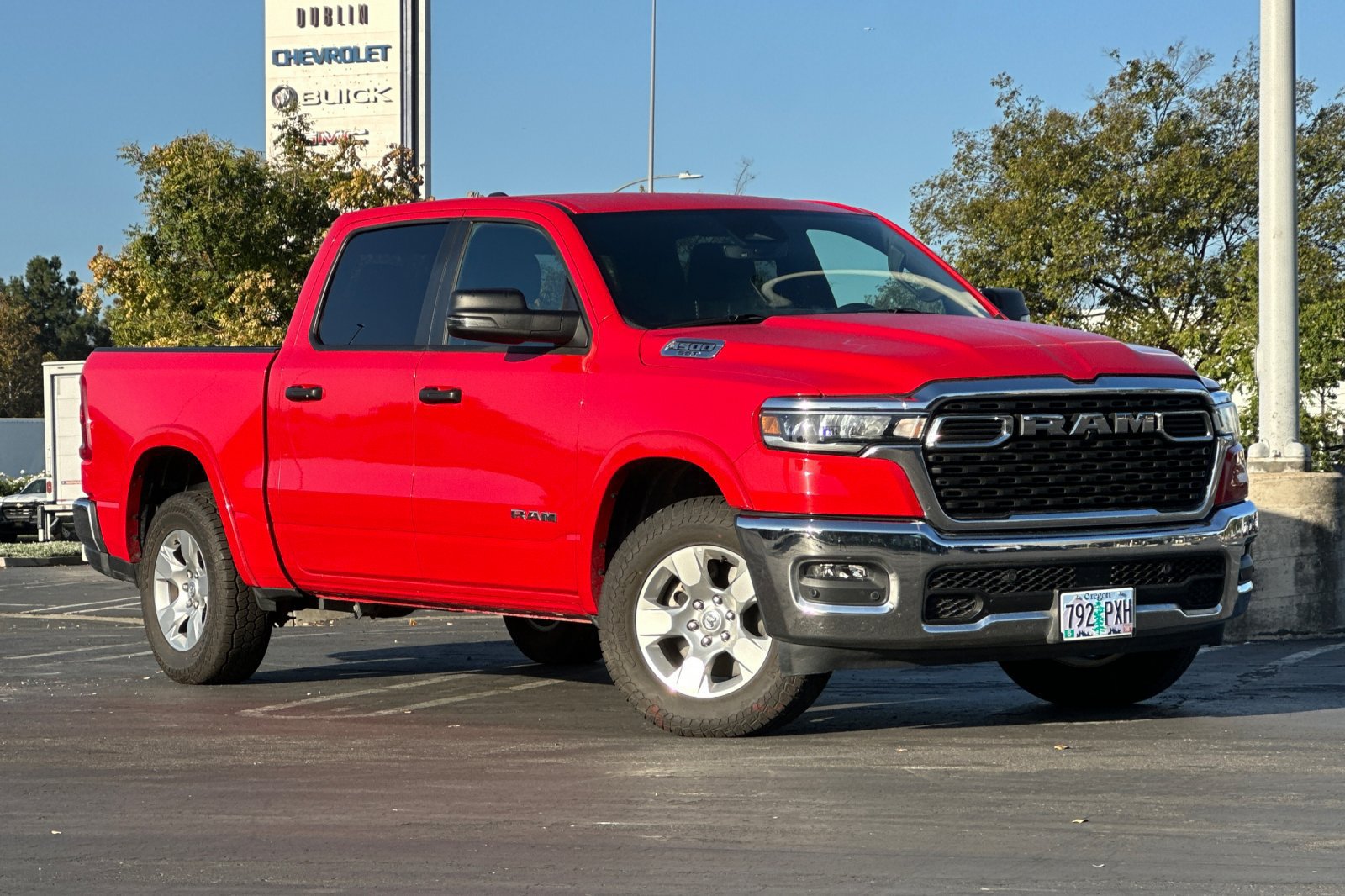 Used 2025 RAM 1500 Big Horn AWD/4WD image 2