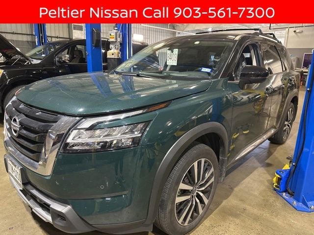 Certified 2024 Nissan Pathfinder Platinum FWD image 6
