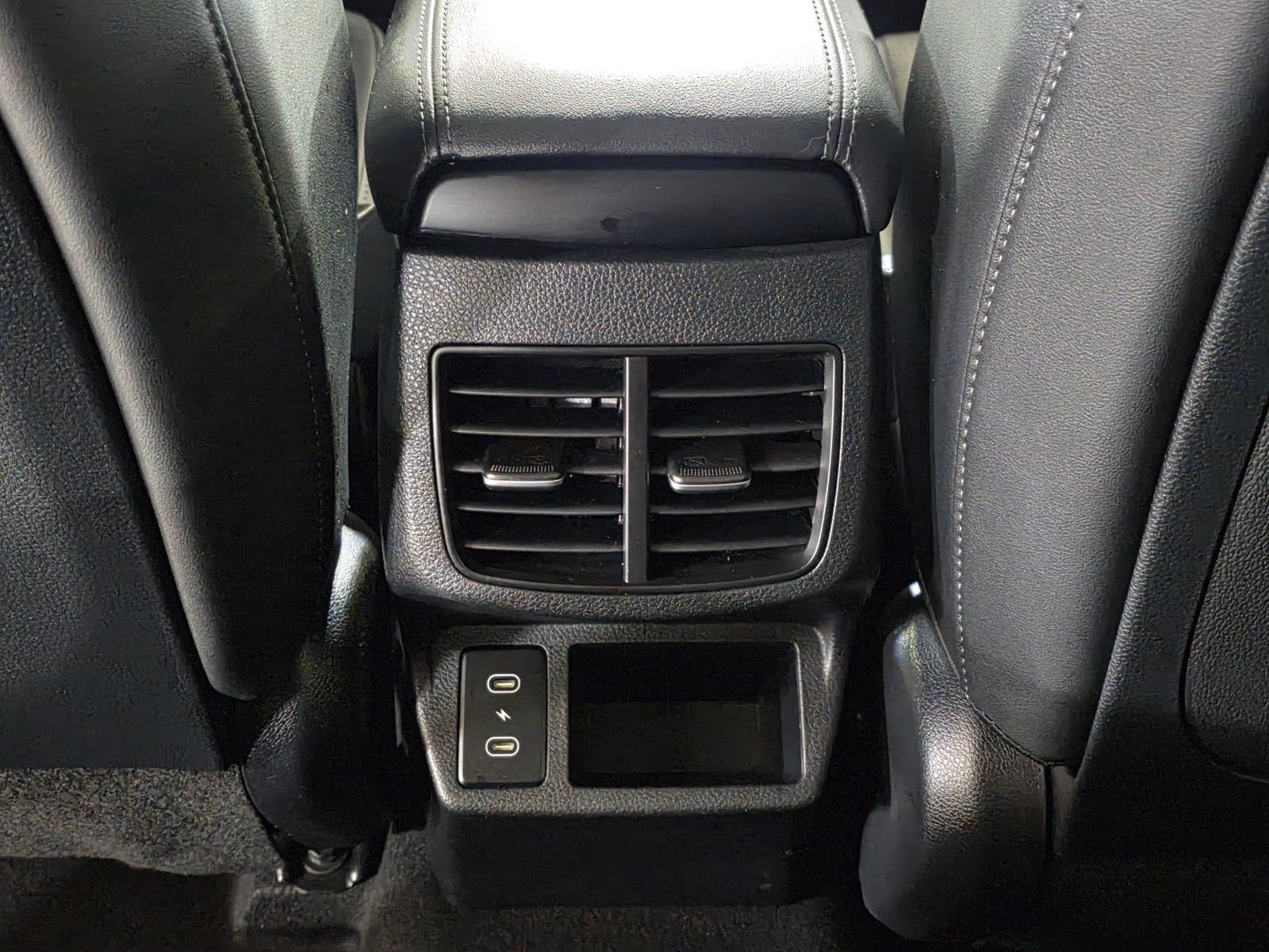 Used 2024 Kia Seltos EX FWD image 16