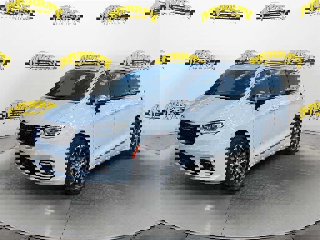 New 2026 Chrysler Pacifica Pinnacle