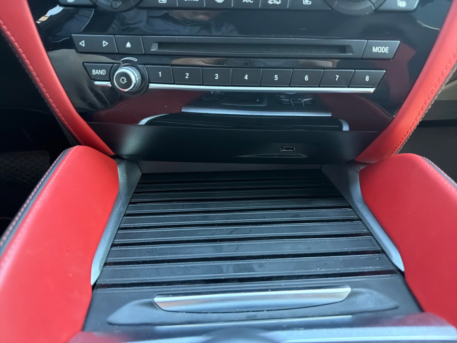 Used 2018 BMW X5 M image 24