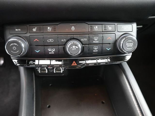 Used 2023 Dodge Durango GT RWD image 4