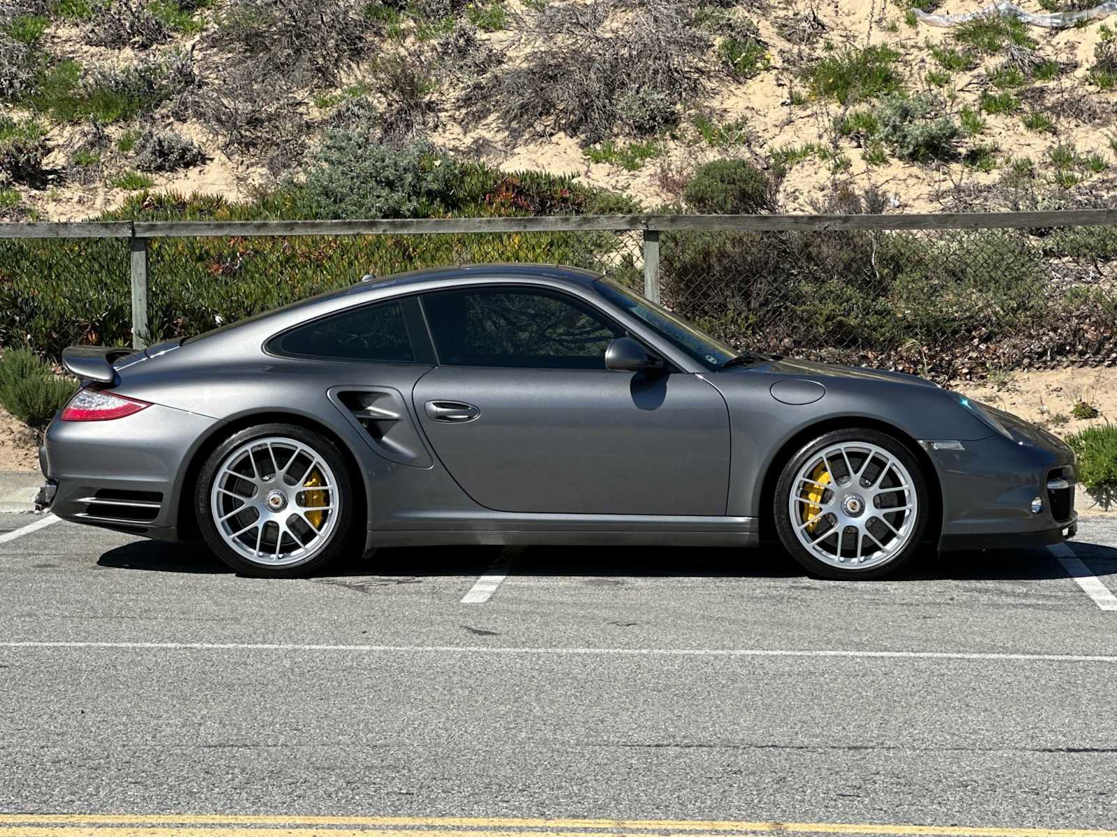 Used 2013 Porsche 911 Turbo S image 8