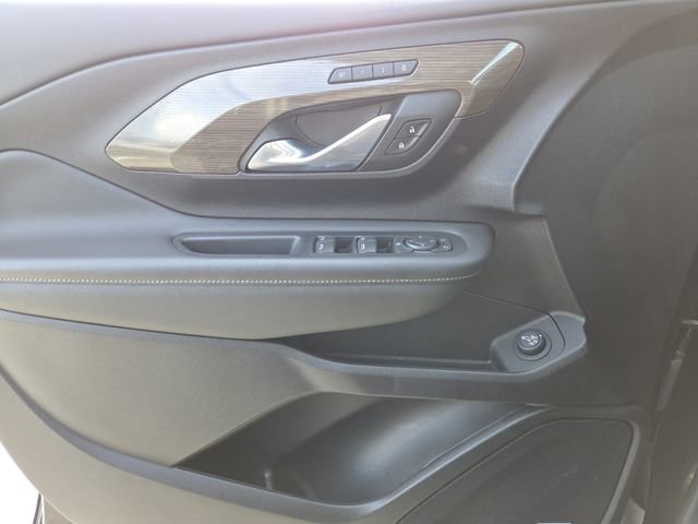 Used 2023 GMC Terrain Denali image 36