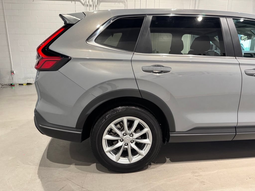 Used 2026 Honda CR-V EX image 8