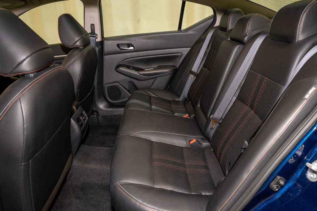 Certified 2023 Nissan Altima 2.0 SR image 7