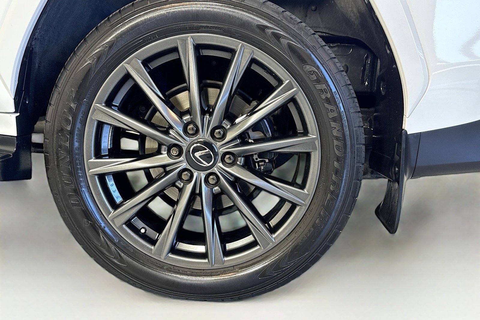 Used 2024 Lexus LX 600 F Sport AWD/4WD image 30