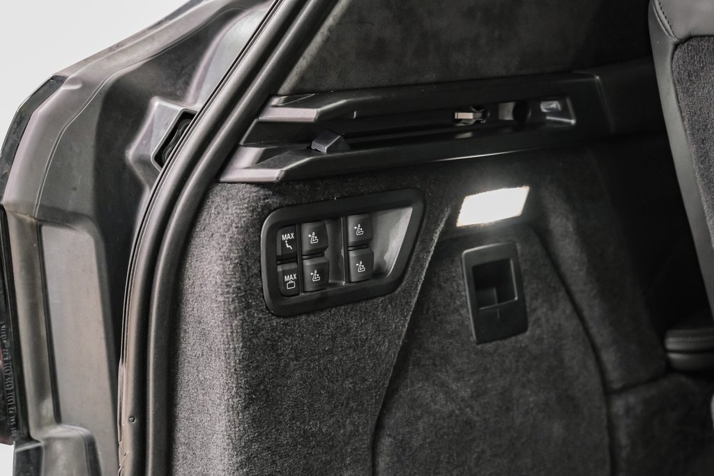 Used 2024 BMW ALPINA XB7 image 73