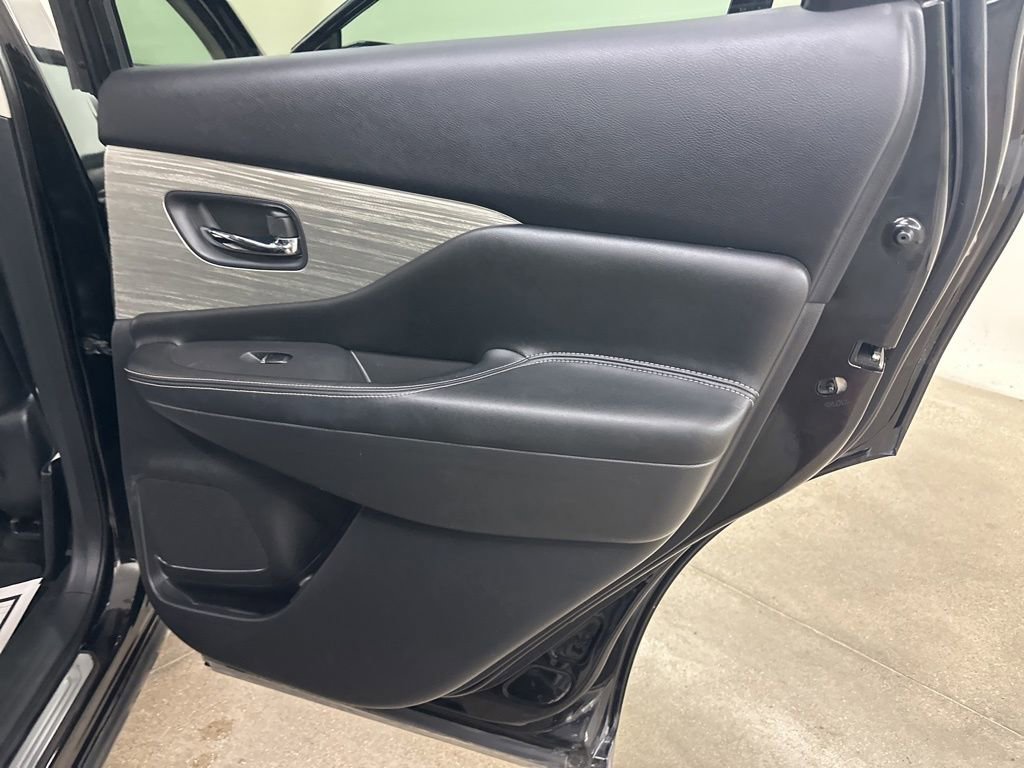 Used 2015 Nissan Murano SL w/ SL Technology Package image 22