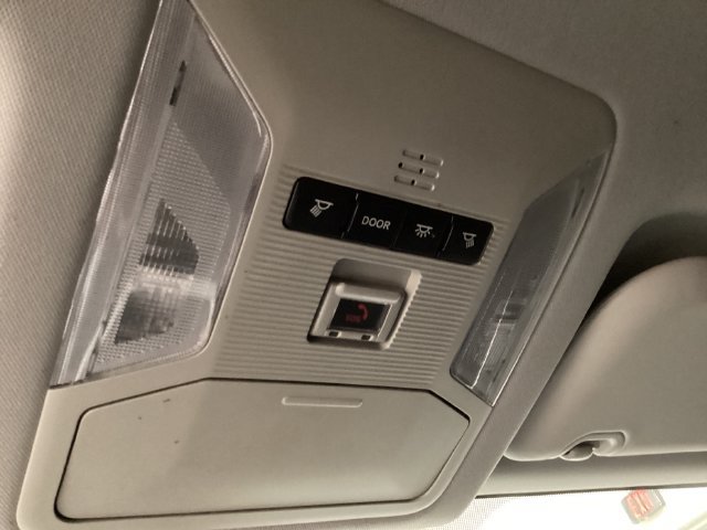 Used 2021 Toyota RAV4 LE FWD image 25