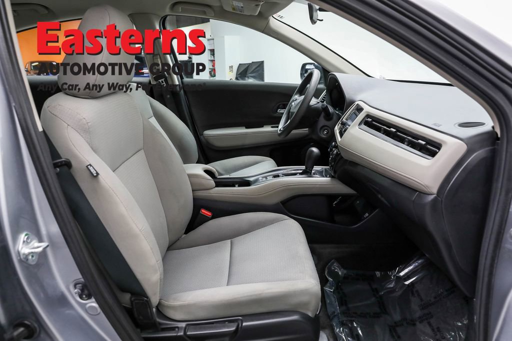 Used 2022 Honda HR-V LX image 22