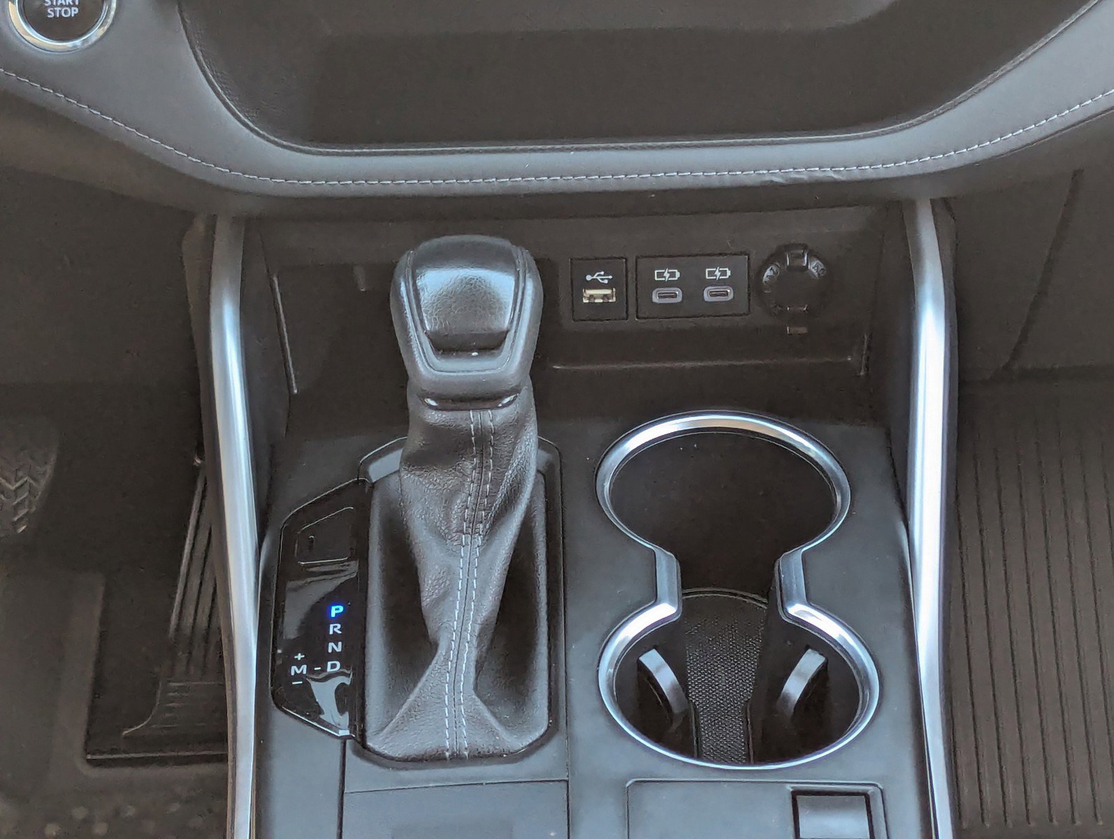 Used 2023 Toyota Highlander L image 21