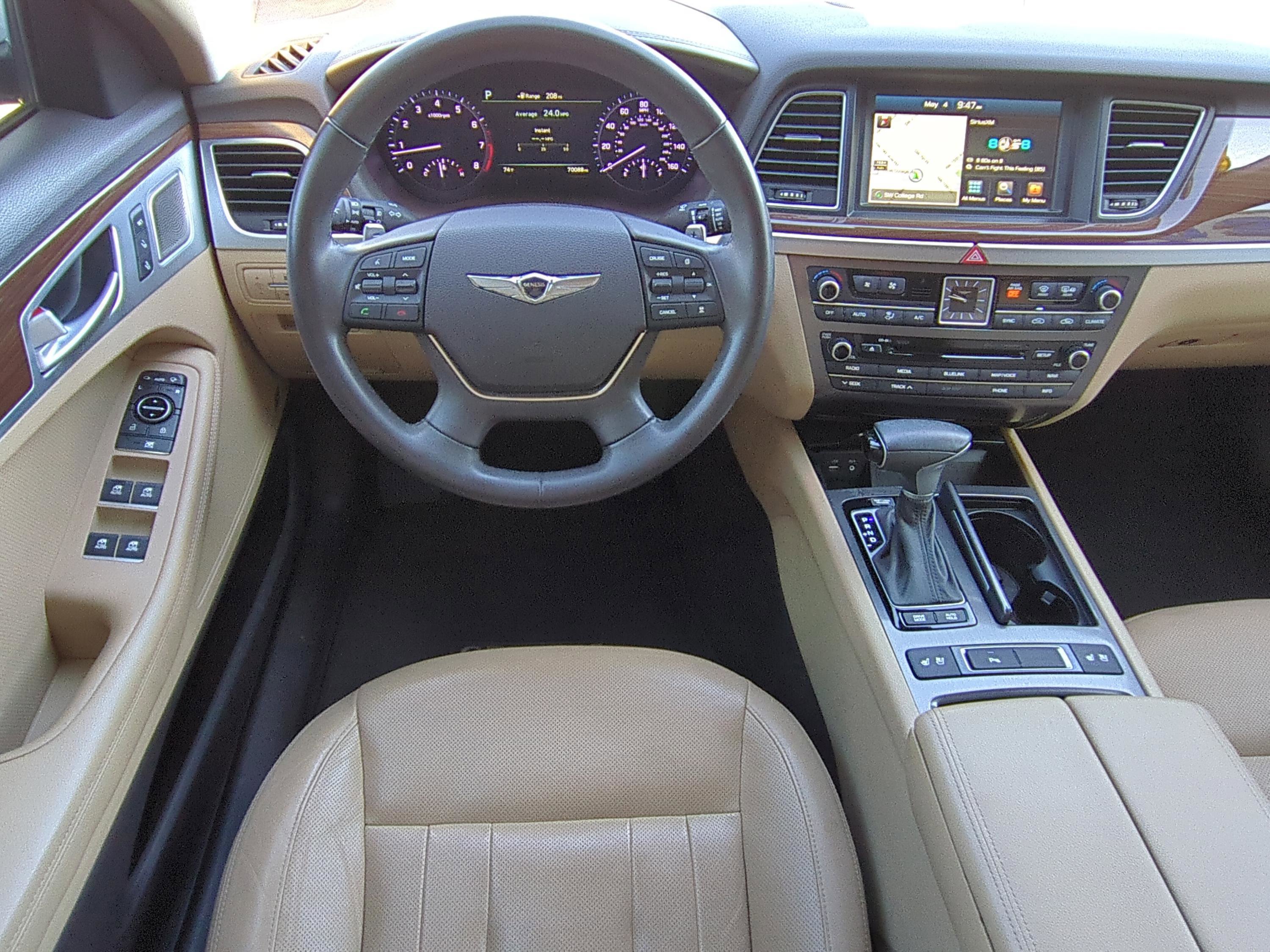 Used 2018 Genesis G80 3.8 w/ Option Group 02 RWD image 11