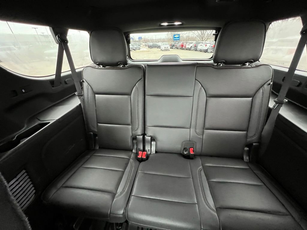 Used 2021 Chevrolet Suburban High Country w/ Premium Package 2 image 23