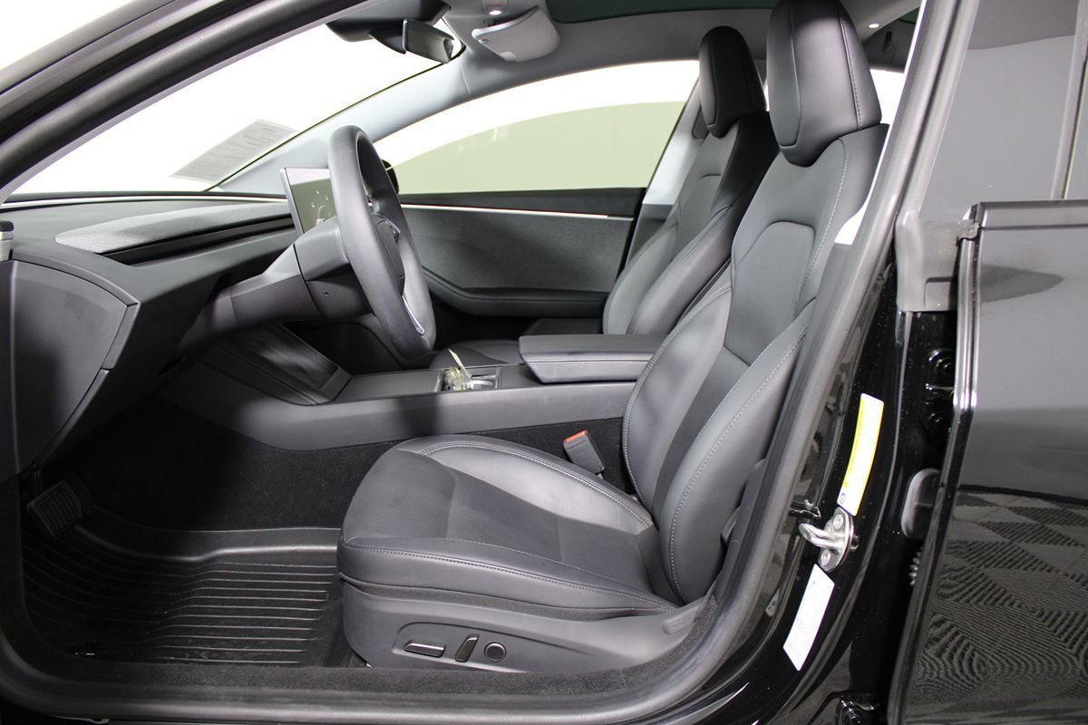 Used 2024 Tesla Model 3 Standard Range image 21