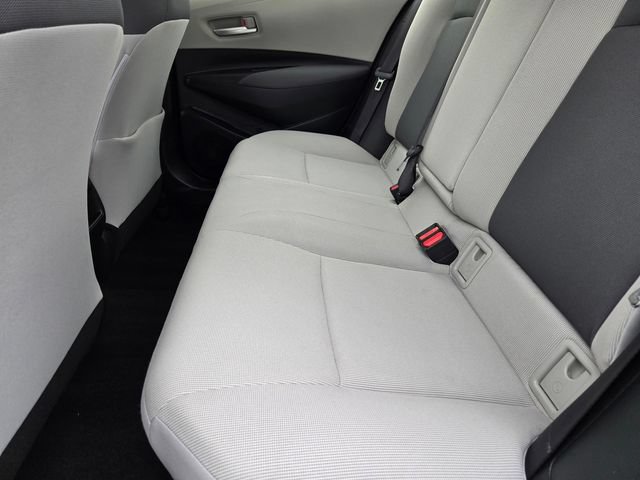 Used 2021 Toyota Corolla LE w/ Carpet Mat Package (TMS) FWD image 23