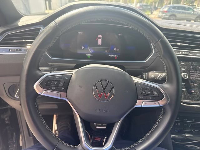 Used 2023 Volkswagen Tiguan SE R-Line FWD image 20