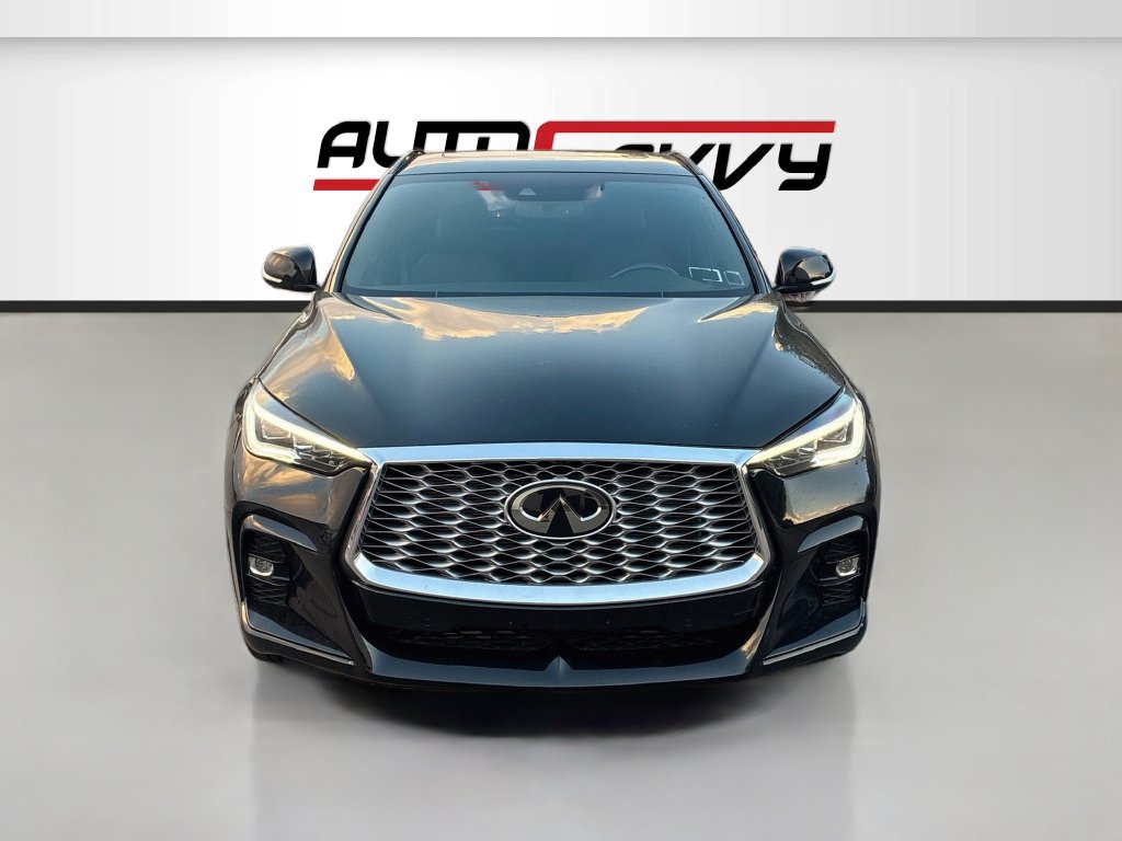Used 2023 INFINITI QX55 Essential AWD/4WD image 2