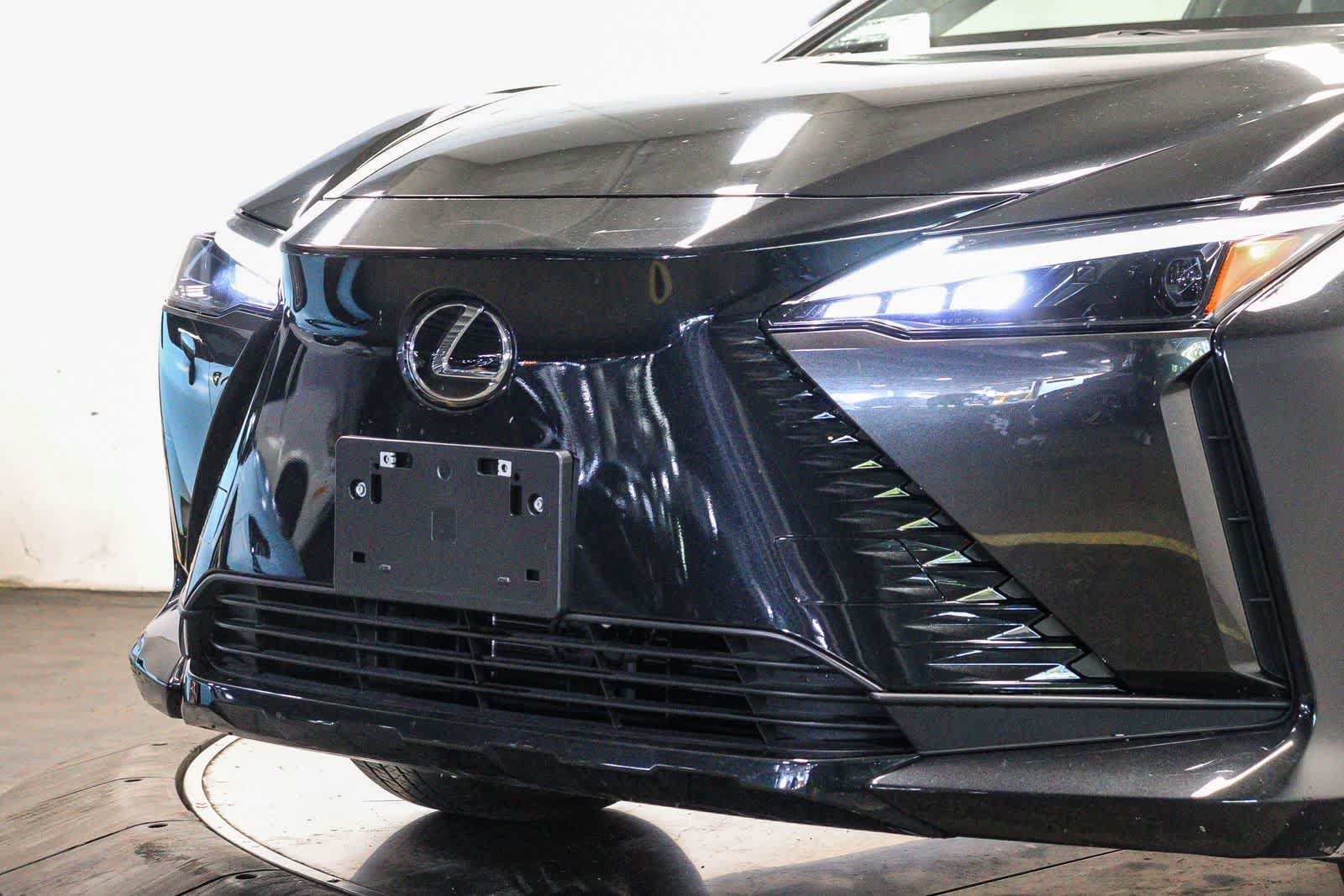 Used 2024 Lexus RZ 300e Premium FWD image 8