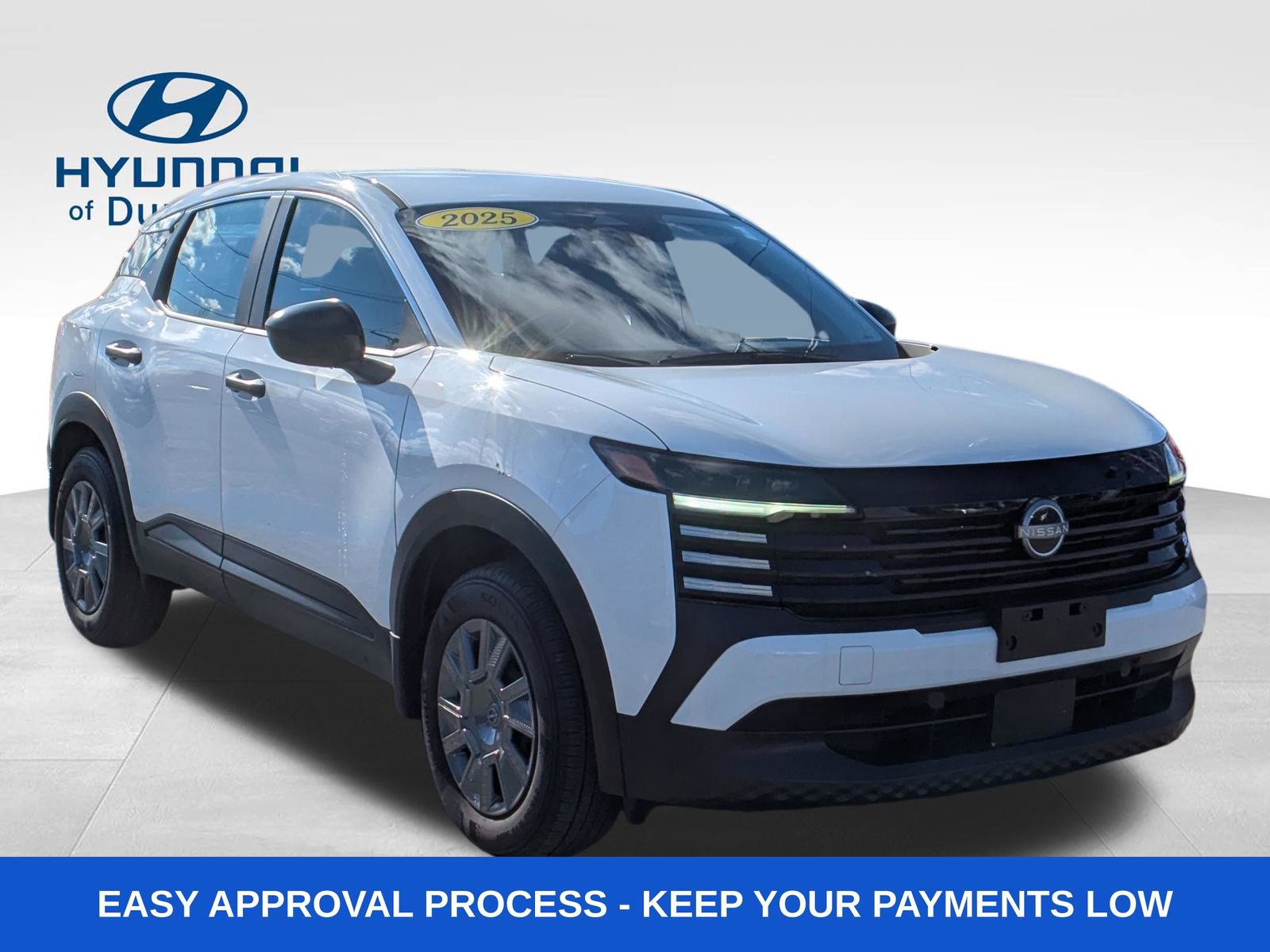 Used 2025 Nissan Kicks S AWD/4WD image 11