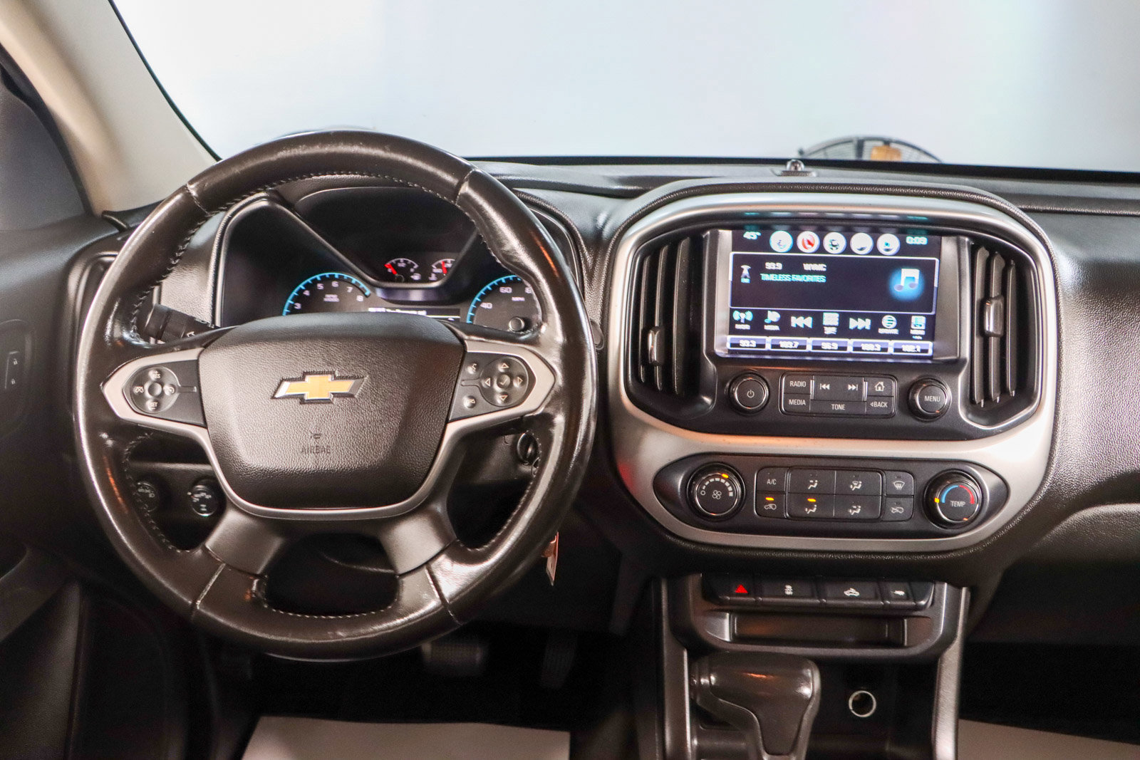 Used 2018 Chevrolet Colorado LT image 17