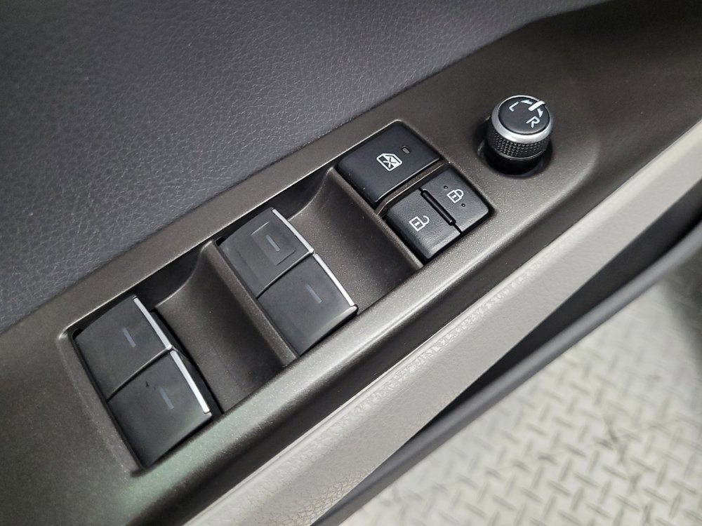 Used 2023 Toyota Camry XLE FWD image 27