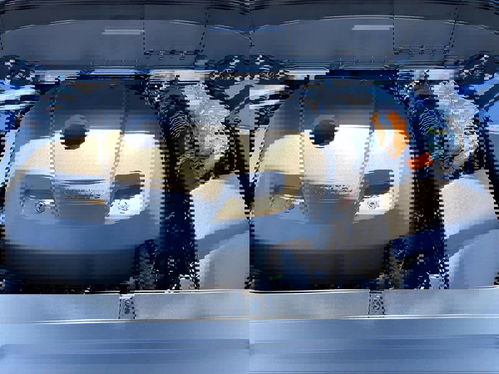 New 2026 Volvo XC90 T8 Plus w/ Protection Package image 13